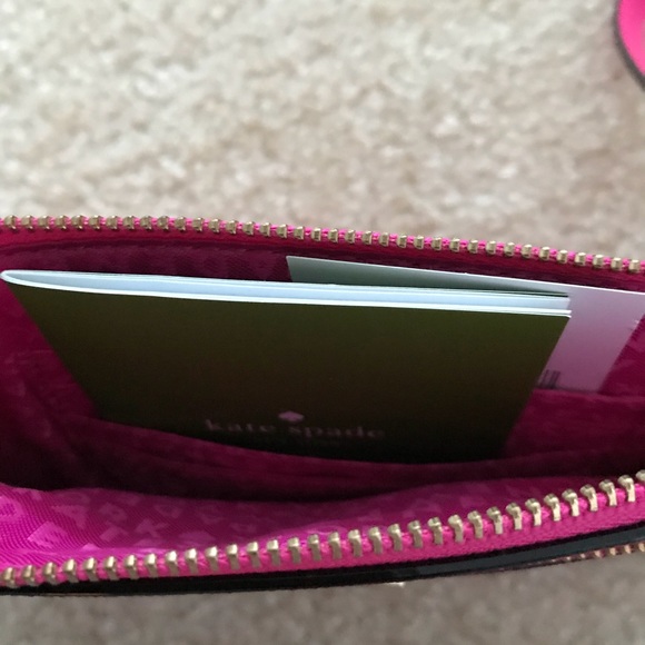 5 ⭐️ HPJUST INChic Kate Spade Wristlet - Picture 10 of 10